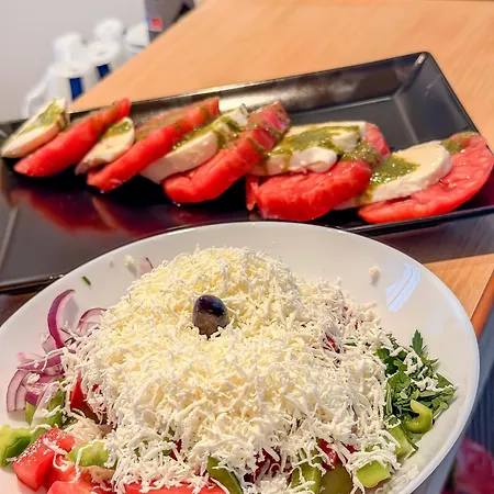 Solea Family & Restaurant L Free Parking * رافدا