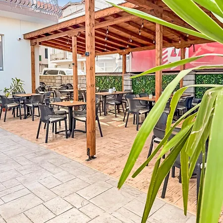 Solea Family & Restaurant L Free Parking فندق
